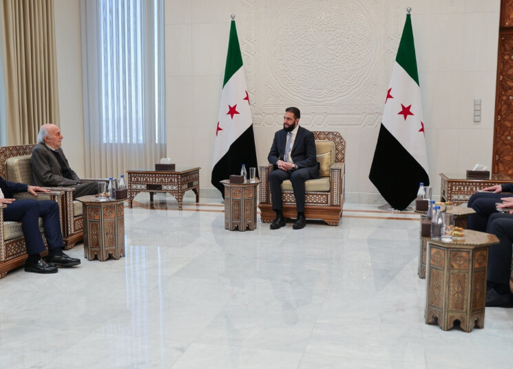 جنبلاط توجه الى سوريا للقاء الشرع
