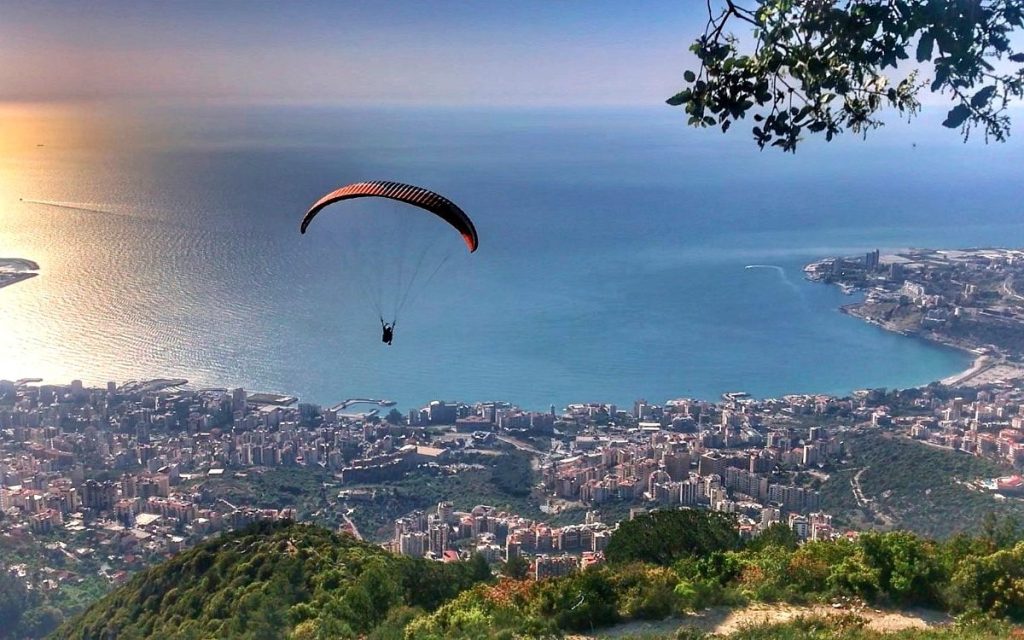 الطقس غدا غائم جزئيا مع ارتفاع في الحرارة ساحلا وجبلا